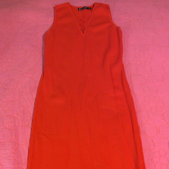Dress - Picture 1 of 1